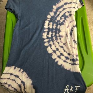 A&F t-shirt